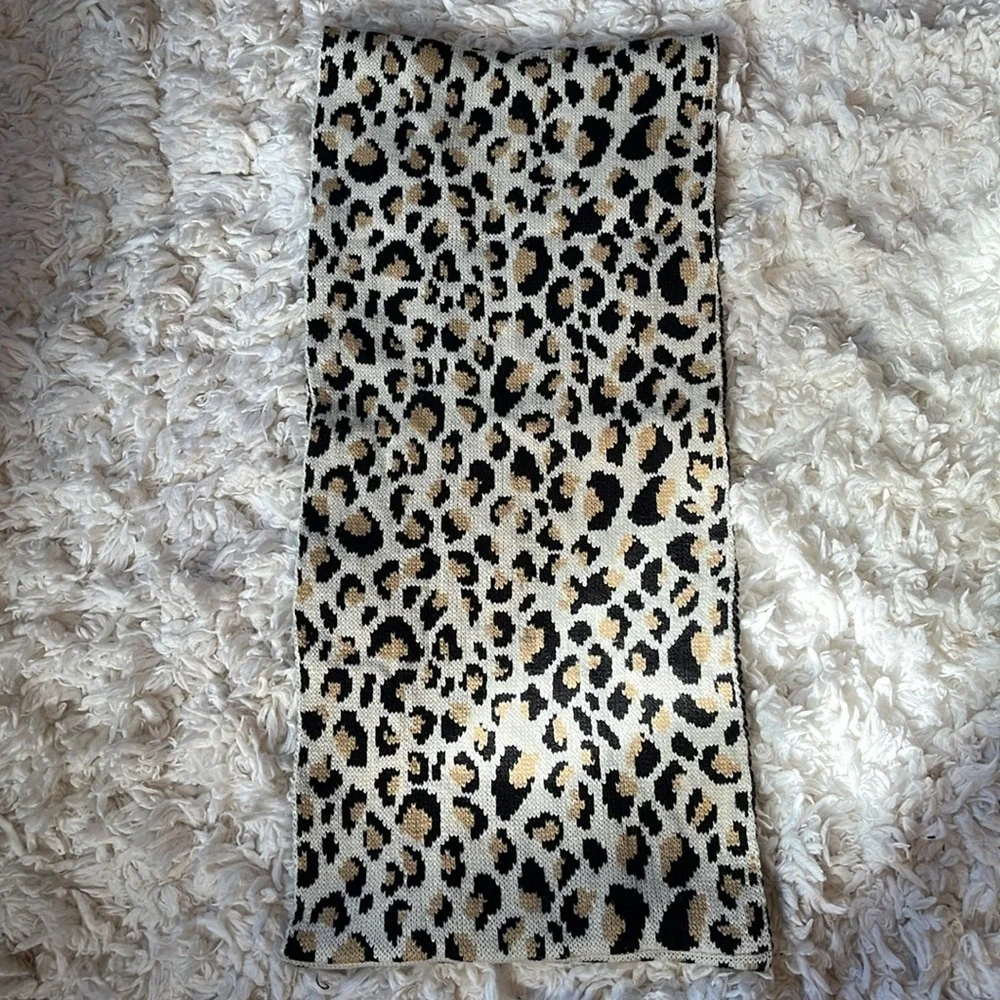 Anne Klein Animal print cream,beige & black infinity Scarf 100%Acrylic one size